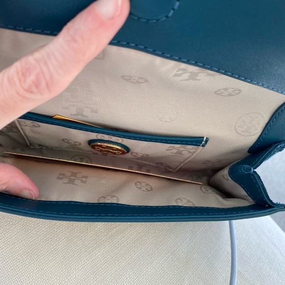 Tory Burch Penelope Clutch - Picture 3 of 5